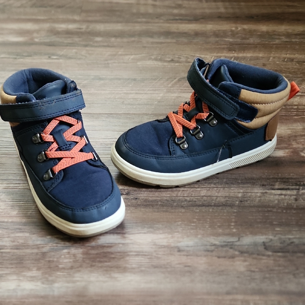 Cat & Jack Navy and Orange Kids Sneakers/Boot